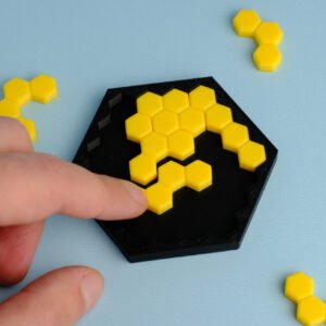 Bee honeycomb puzzle